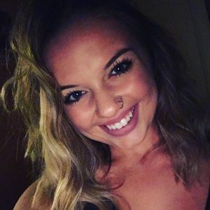 Meet your Posher, Sophia